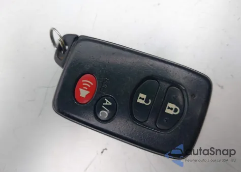 2010 Toyota Prius Iv from USA, damaged, VIN JTDKN3DU6A0192874